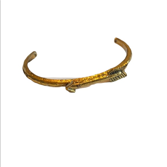 Gold Tone Arrow Bracelet - Picture 1 of 4